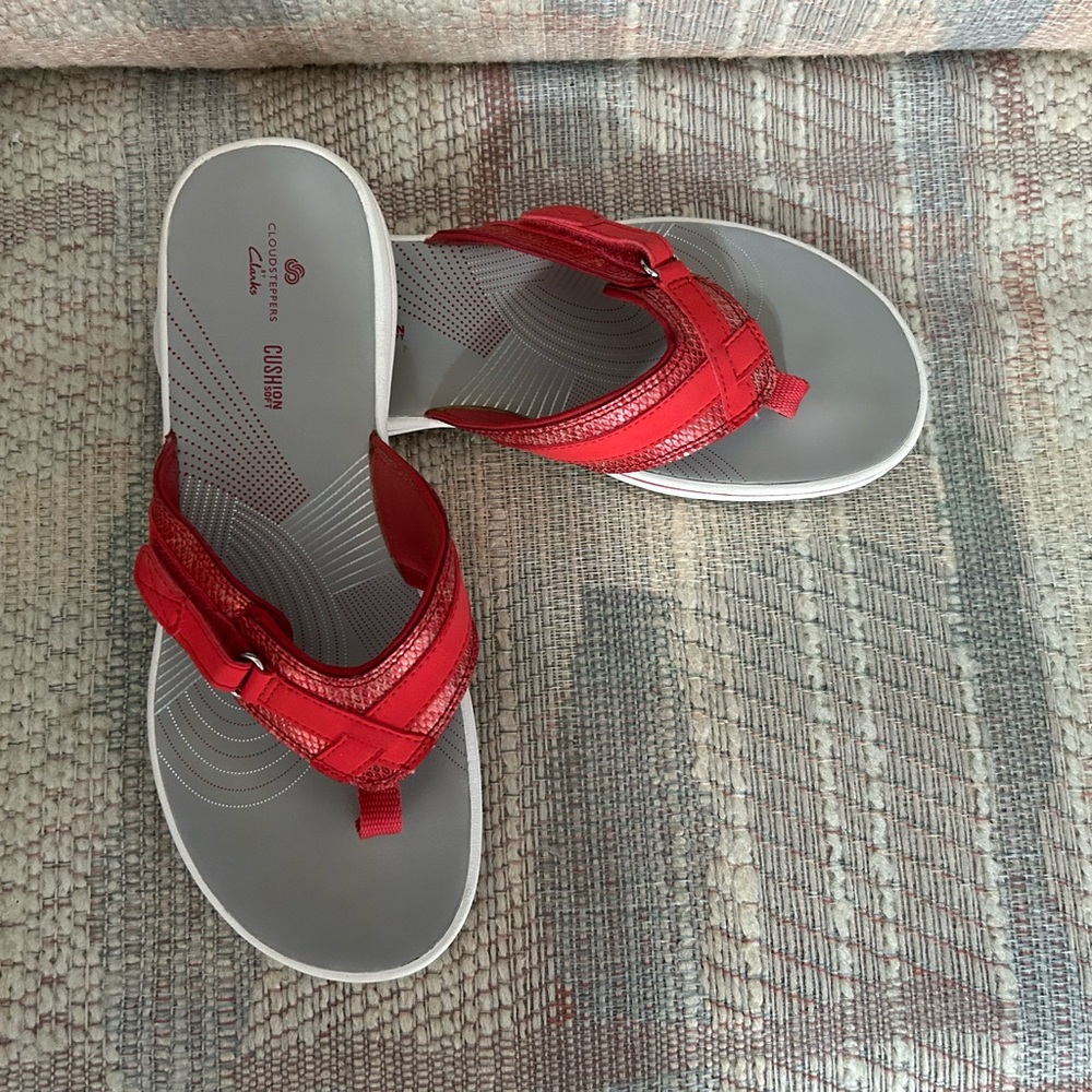 Clark’s Breeze Sea Faux Snakeskin Thong Sandals